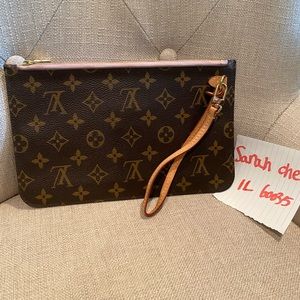 ❌SOLD ❌Louis Vuitton neverfull GM/ MM pouch